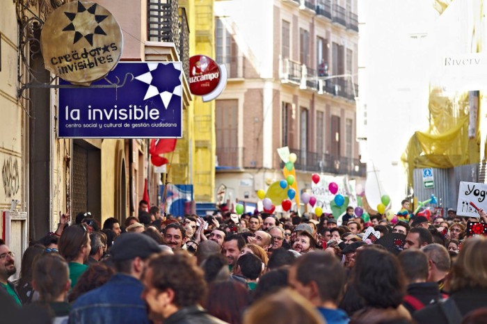 manifestacion-invisible-calle.jpg